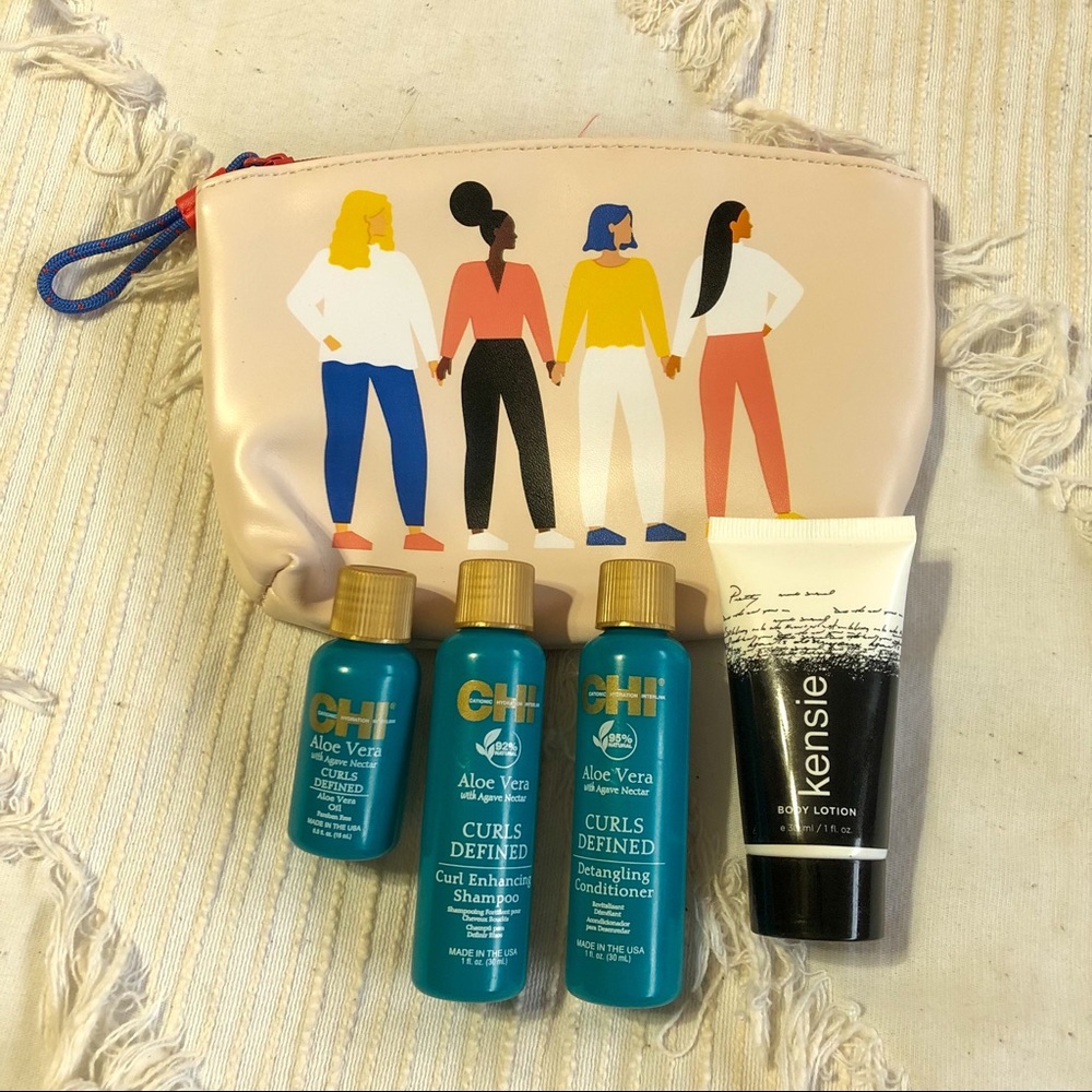 ipsy curly hair bag